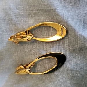 Trifari Gold Black clip on earrings